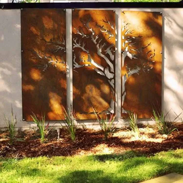 Hemträdgård laserskurna staketpaneler utomhus