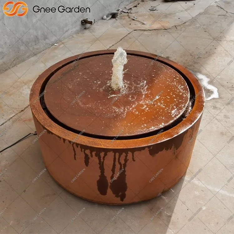 Utomhus Corten vattenfunktion med inbyggd pump